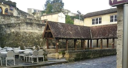 Grand Gite both grindstones