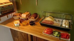 Free daily buffet breakfast  - Suður-Bár Guesthouse (Grundarfjörður)