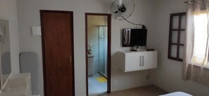 3 bedrooms, iron/ironing board, WiFi