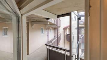 Premium Apartment | Courtyard view