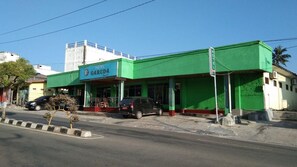 Front of property - Hotel Garuda Bontang (Bontang)