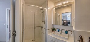 Apartment | Badezimmer