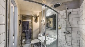 Unclassified image, 5 of 10, button - Vibrant Luxury Apartment In The Heart Of The City (Budapest)