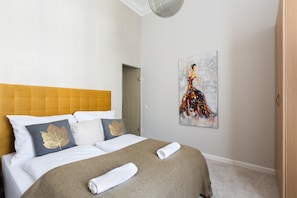 Room - Urban Jungle For Real Treasure Seekers (Budapest)