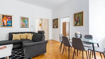 Apartment | Living room