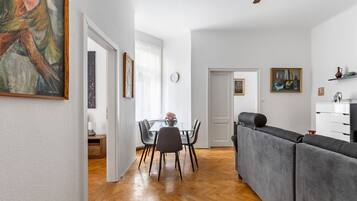 Apartment | Living room