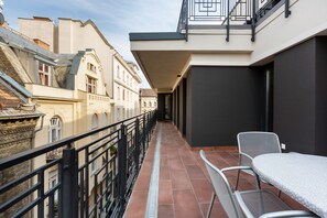 อพาร์ทเมนท์, 2 ห้องนอน | ระเบียง