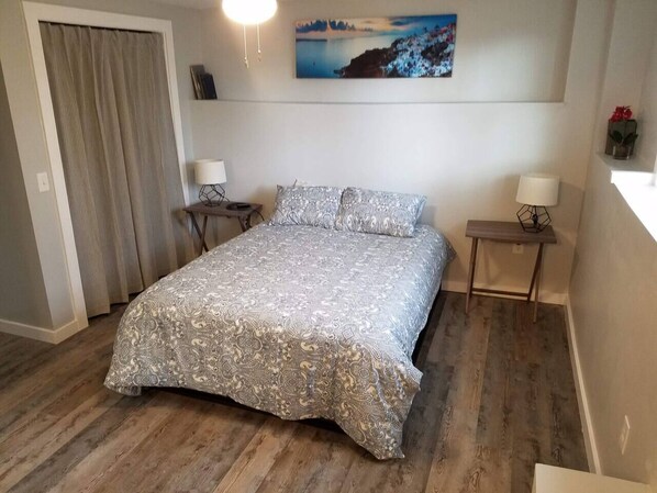 1 bedroom, desk, iron/ironing board, travel cot