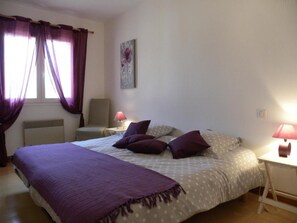 Double Room (Pivoine)