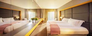 Habitación doble estándar, vista parcial al mar (2 adults or 2 adults&1 child upto 6yo) | Sábanas de algodón egipcio y ropa de cama de alta calidad 