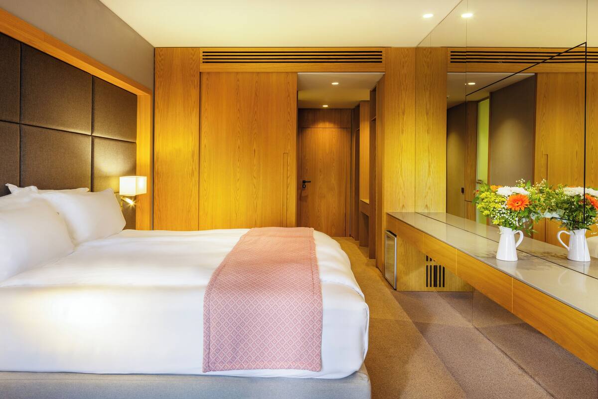 標準雙人房 (2 adults or 2 adults&1 child upto 3yo) | 埃及棉床單、高級寢具、記憶床墊、迷你吧