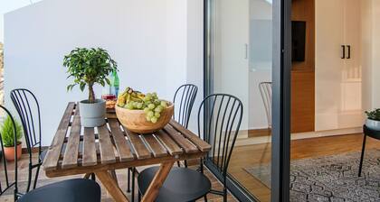 Phaedrus Living: Seaside Luxury Flat Athina 109