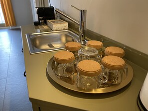 Café da manhã diário mediante uma taxa