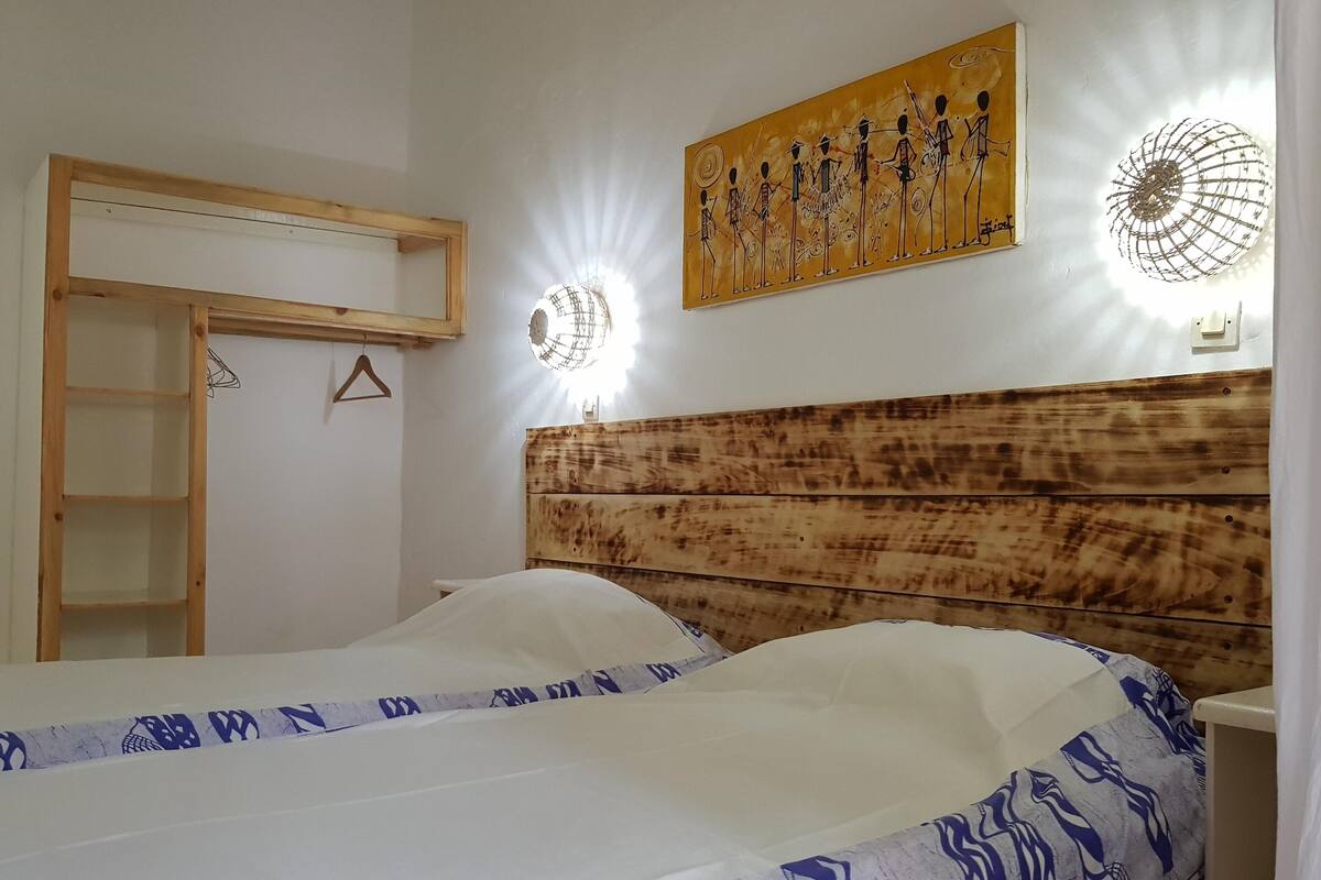 Camera Standard, 2 camere da letto | Lenzuola
