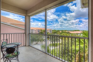 House | Balcony - Majestic Palms Condo (Fort Myers)