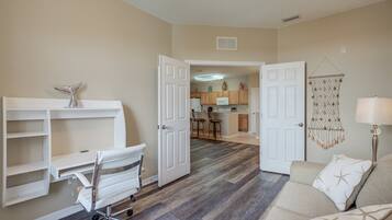 House | Living room | TV, DVD player