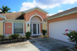 House | Exterior - Coral_palms (Cape Coral)