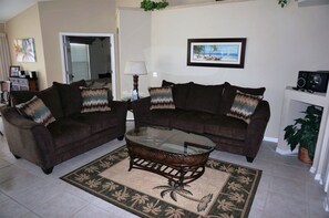House | Living room