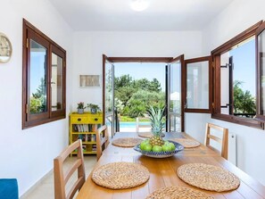 Villa | Restauration dans la chambre