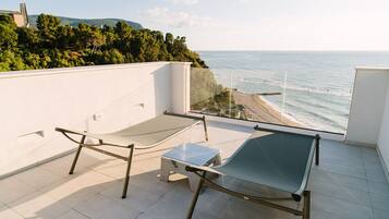 Studio Suite, Terrace, Sea View | Terrace/patio