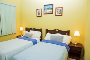 Economy Double Room, 2 Twin Beds | Hypo-allergenic bedding, down comforters, individually decorated