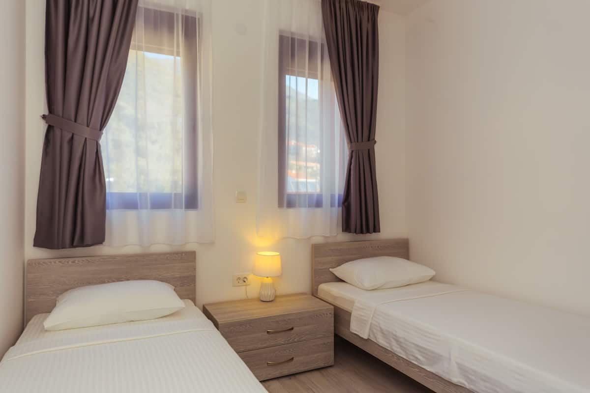 2 chambres, bureau, rideaux occultants, Wi-Fi gratuit