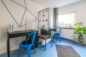 Apartment, Shared Bathroom | Living area