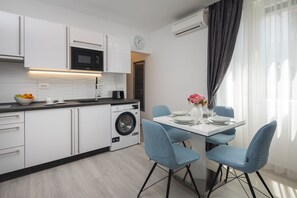 Studio (4 guests) | Living area - Luxury Studios & Rooms Seven (Split)