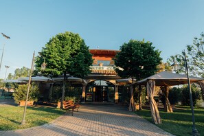 Front of property - Hotel B&B Country Club Sport (Alba Adriatica)