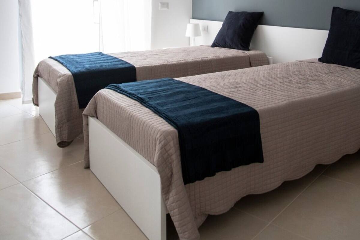 Rollaway beds, free WiFi