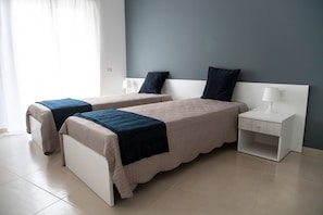 Rollaway beds, free WiFi