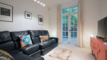 Apartment | Living room