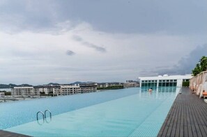 Piscine extérieure