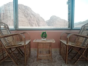 Free WiFi, bed sheets - (Wadi Rum)