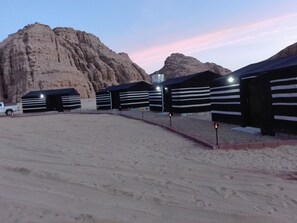 Economy Tent (2 People) | Mountain view - (Wadi Rum)