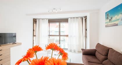 "The QUEEN" Nouveau, chic et relaxant. Plage et WIFI