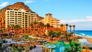 Outdoor pool, a heated pool - PRESIDENTIAL SUITE AVAILABLE FOR CHRISTMAS!! (Marina)