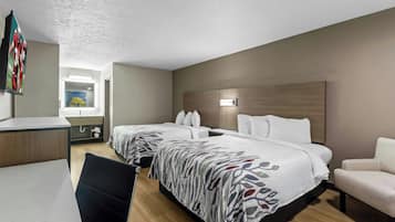 Dundyner, individuelt dekorert, individuelt innredet og skrivebord