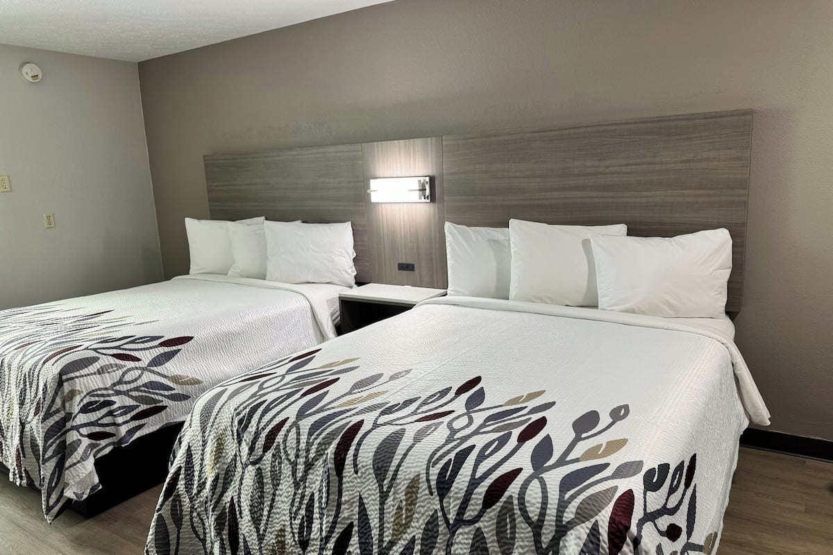 羽絨被、獨特裝潢、布置獨特、書桌