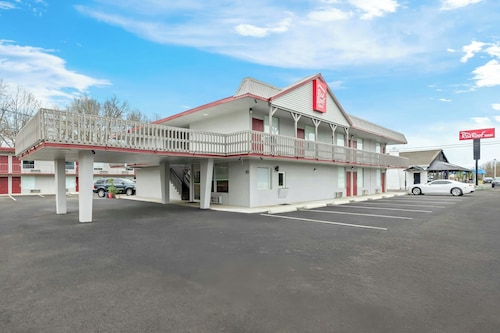 Red Roof Inn Radcliff - Fort Knox