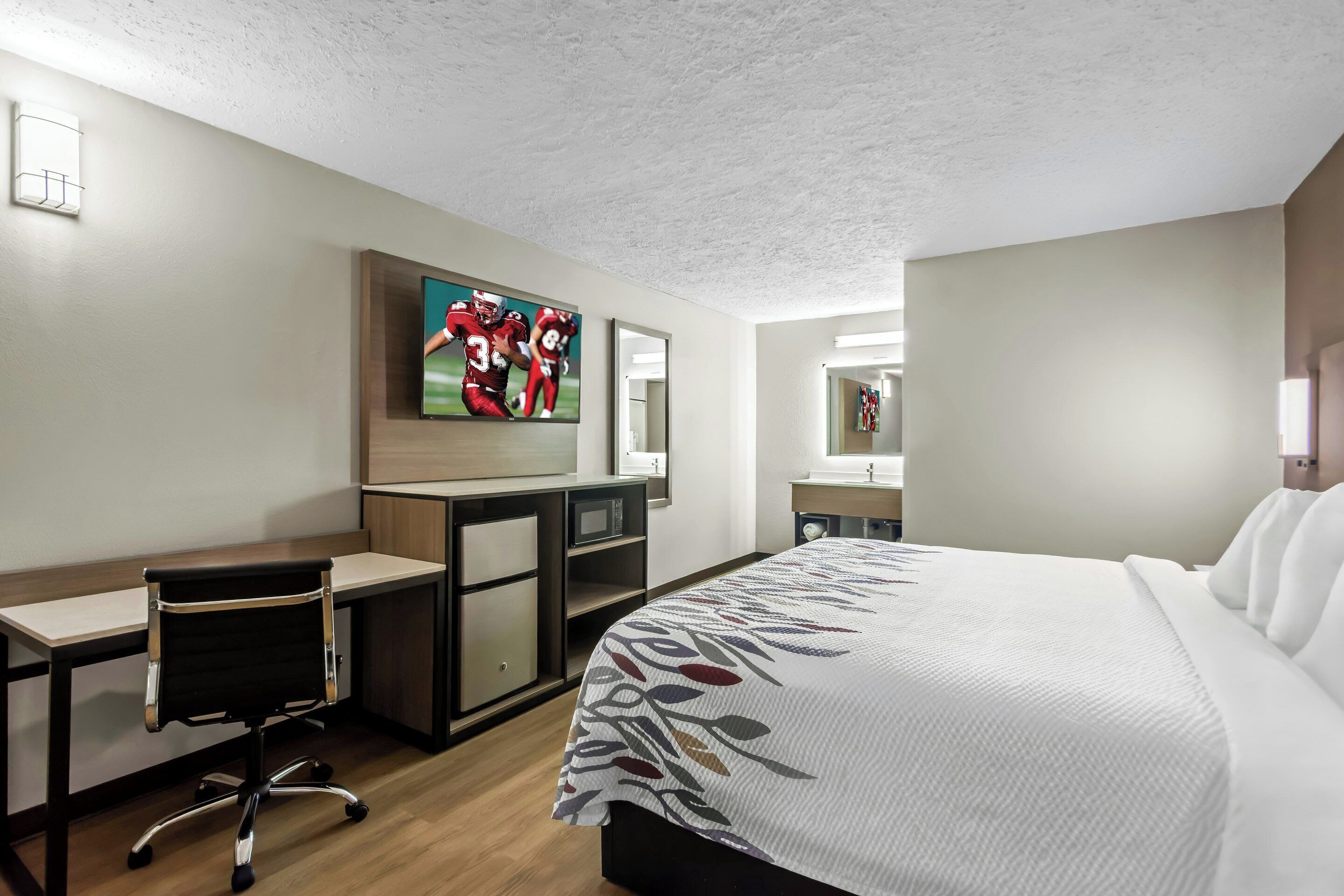 Down comforters, individually decorated, individually furnished, desk