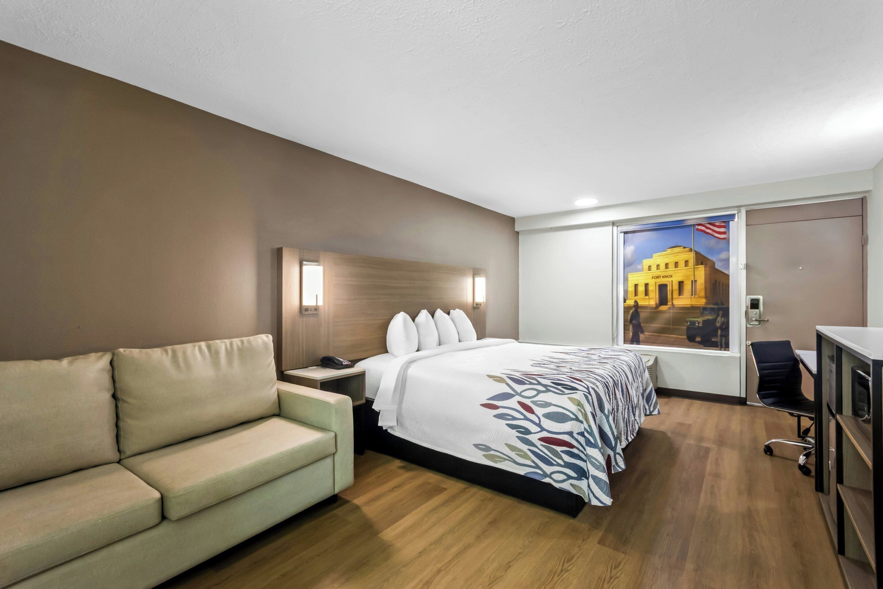 Superior Room, 1 King Bed with Sofa bed, Smoking | Down comforters, individually decorated, individually furnished, desk