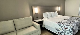 Red Roof Inn Radcliff - Fort Knox