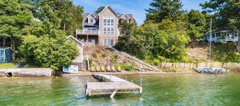 Stone Crest - Magnificent Luxury Lake Home 5 Minutes From Penn Yan