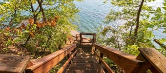 Fossil Beach: "Canandaigua Lake Retreat and Memorable Views!"