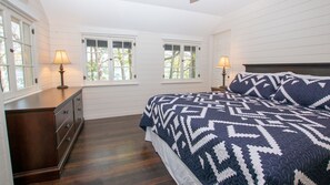 4 Schlafzimmer, Bügeleisen/Bügelbrett, Internetzugang, Bettwäsche