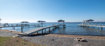 Gracie's Place: Panoramaudsigt over solnedgangen på Seneca-søen!
