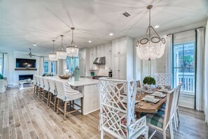 Dining - Ultimate WaterColor Getaway: Bikes, Private Pool, Sonos, Luxury Living in the Camp District! (Santa Rosa Beach)
