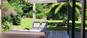 Maison bretonne en  pierre à Trégastel sur la Côte de Granit Rose