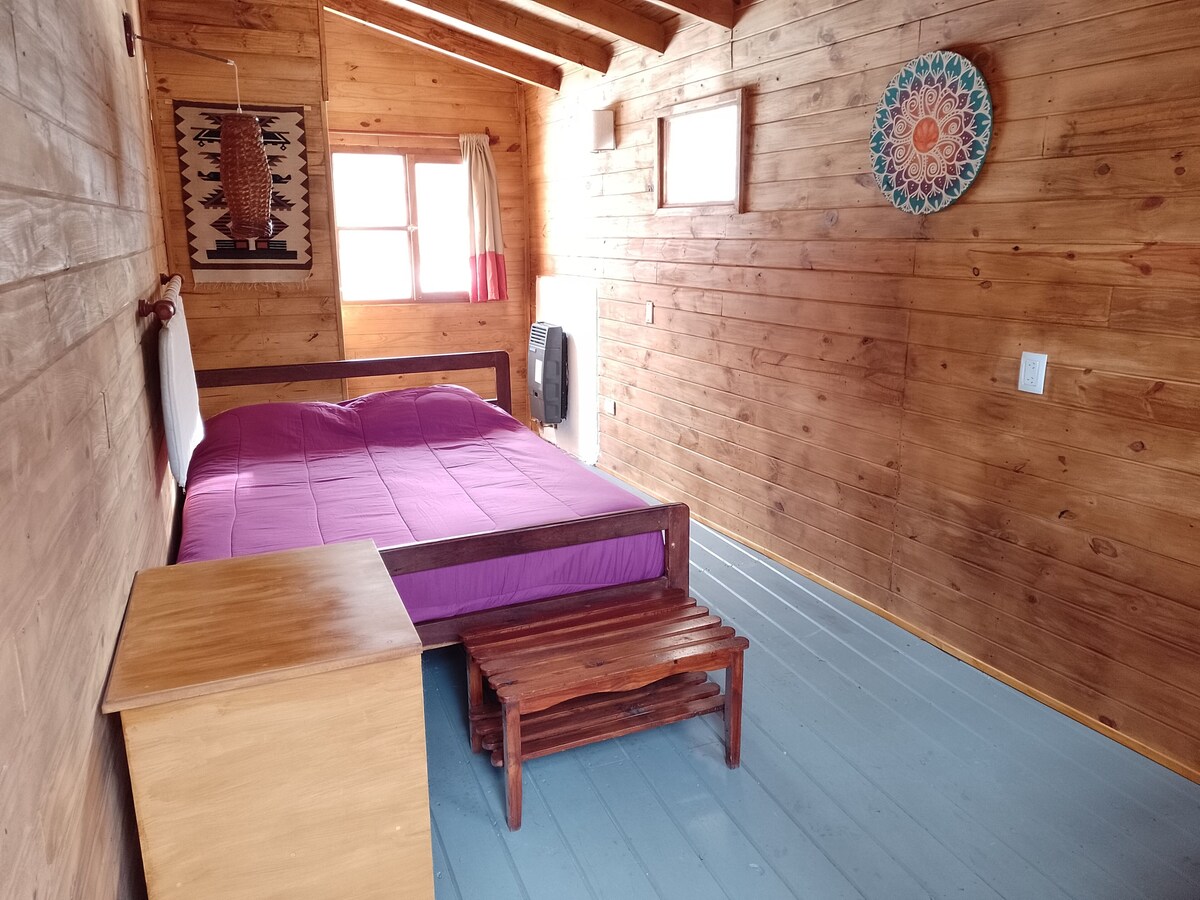 Habitación Deluxe doble | Decoración individual y espacio para trabajar con un portátil